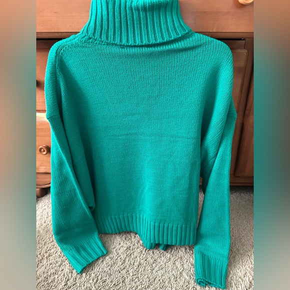 NWT DAVI & DANI MOCK NECK TOP - Picture 2 of 5